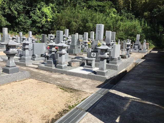 本立寺墓地01