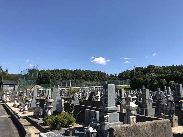 三次市黄幡墓地01