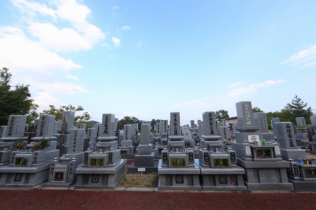 尾道栗原東墓苑01