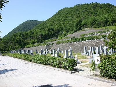 西脇市営　高松霊園01