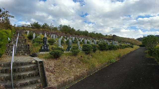 豊川市営　金沢墓園01