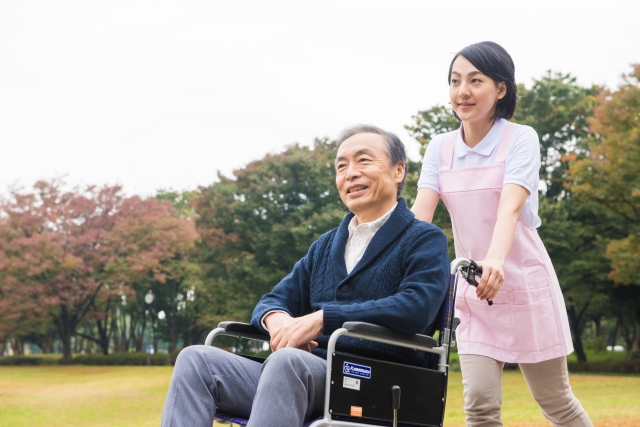 入院時の身元保証人ってどんな人?