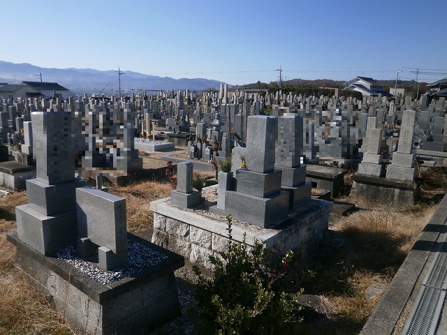 霊園３