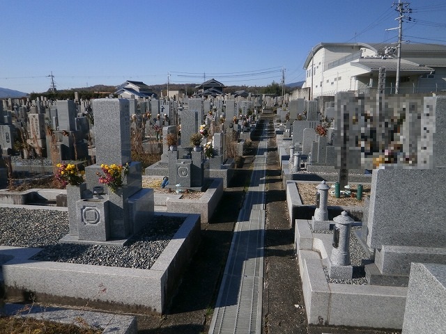 五條市墓地（西岡墓地）01