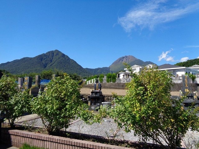 島原メモリアルガーデン-普賢岳