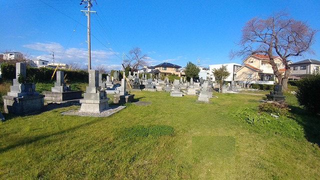磐田市　見付景ノ宮墓地